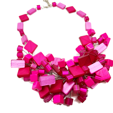 Cargar imagen en el visor de la galería, Collar "RAMA" fucsia