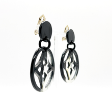 Cargar imagen en el visor de la galería, Caravanas asta caladas