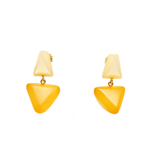 Cargar imagen en el visor de la galería, Caravanas de resina con volumen