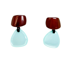 Cargar imagen en el visor de la galería, Caravanas resina geometrica mediana