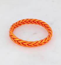 Cargar imagen en el visor de la galería, Pulsera budista trenzada