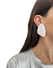 Cargar imagen en el visor de la galería, Caravanas geométricas triangulares