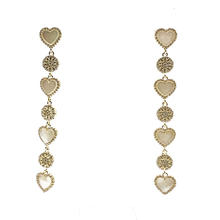 Cargar imagen en el visor de la galería, Caravanas con corazones