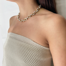 Cargar imagen en el visor de la galería, Collar cadena eslabones con zirconia