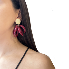 Cargar imagen en el visor de la galería, Caravanas de resina con volumen