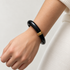 Pulsera negra y dorada – Fahoma, bijouterie en Uruguay