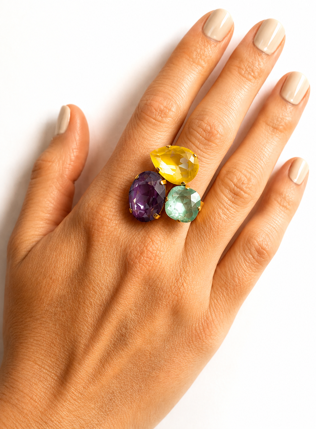 Anillo aqua violeta y amarillo – Fahoma, bijouterie en Uruguay