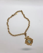 Cargar imagen en el visor de la galería, Collar dije  cuadrado
