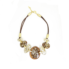 Cargar imagen en el visor de la galería, collar dorado de piezas ovaladas
