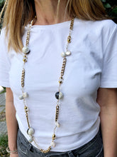 Cargar imagen en el visor de la galería, Collar perla nacar y cristal
