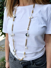 Cargar imagen en el visor de la galería, Collar perla nacar y cristal
