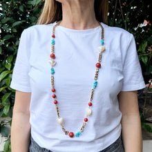 Cargar imagen en el visor de la galería, Collar turquesa coral y nacar
