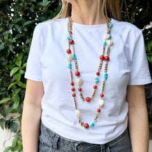 Cargar imagen en el visor de la galería, Collar turquesa coral y nacar
