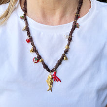 Cargar imagen en el visor de la galería, Collar multi dijes
