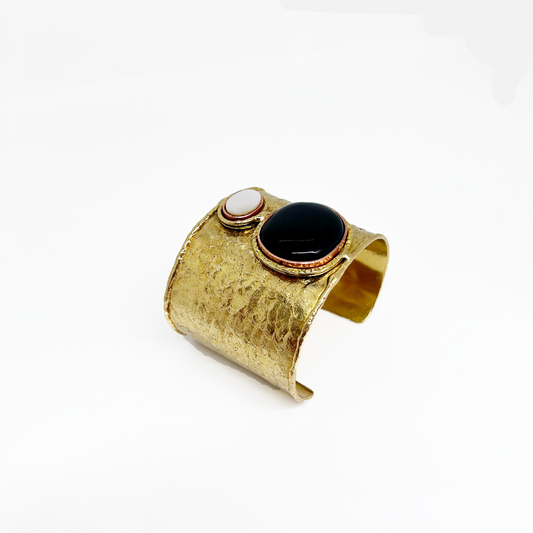 Brazalete con doble piedra, vista 2 – Fahoma