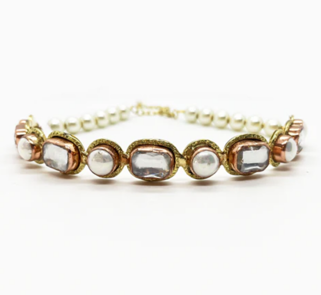choker de perlas y cristal