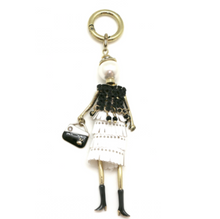 Cargar imagen en el visor de la galería, Charm muñeca
