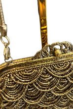 Cargar imagen en el visor de la galería, Bolso dorado de mostacillas
