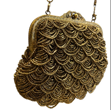 Cargar imagen en el visor de la galería, Bolso dorado de mostacillas
