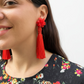Caravanas fleco rojo, vista 2 – Fahoma