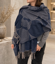 Cargar imagen en el visor de la galería, Pashmina  azul y gris
