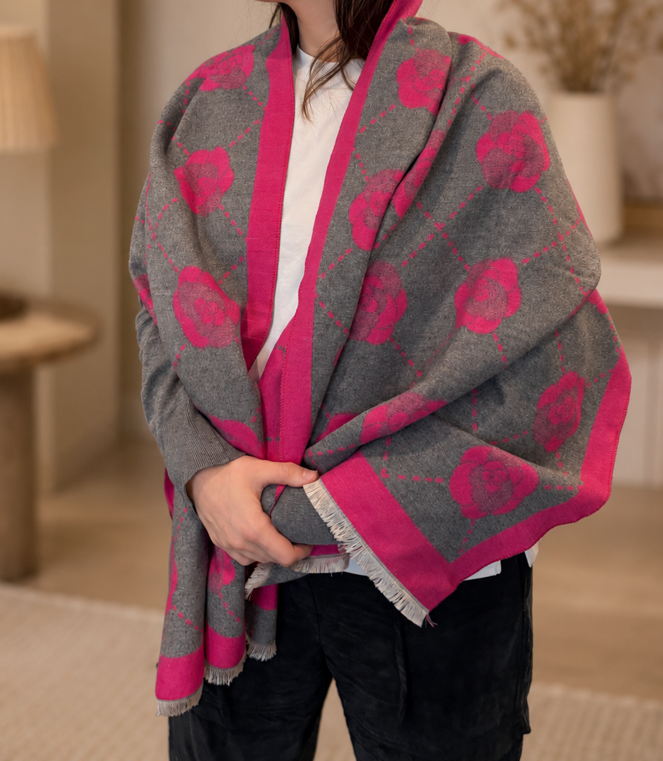 Pashmina fucsia con flores, vista 2 – Fahoma