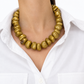 Collar resinas dorado, vista 2 – Fahoma