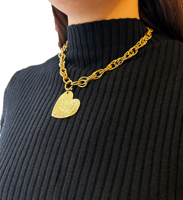 collar de corazon dorado