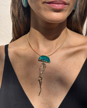 Cargar imagen en el visor de la galería, collar de medusa 
