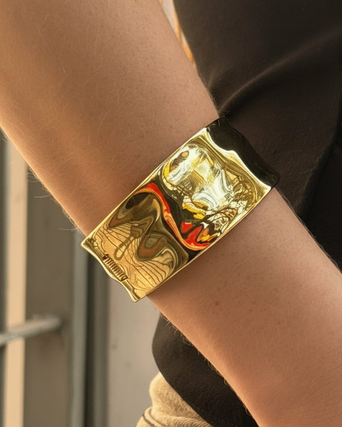 Pulsera dorada irregular, vista 2 – Fahoma