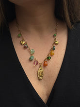 Cargar imagen en el visor de la galería, collar don dije de virgen 
