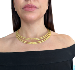 Choker dorado con trama