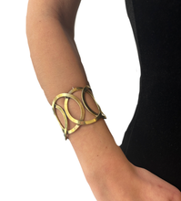 Cargar imagen en el visor de la galería, Pulsera círculos enlazados
