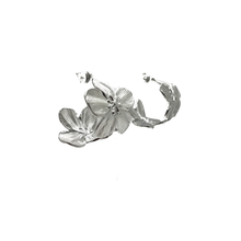 Cargar imagen en el visor de la galería, Argollas de flores
