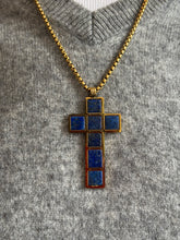 Cargar imagen en el visor de la galería, Collar crus lapis lazuli
