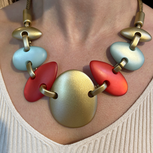 Collar turquesa dorado y coral