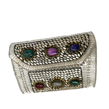 Cargar imagen en el visor de la galería, Clutch metalico con piedras
