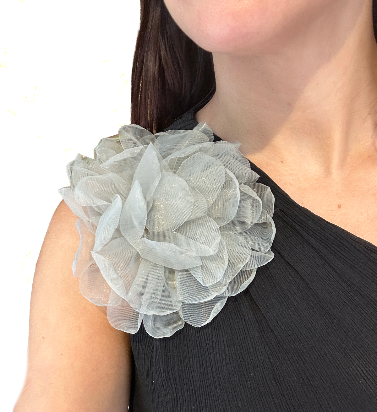 Broche flor de organza, vista 4 – Fahoma