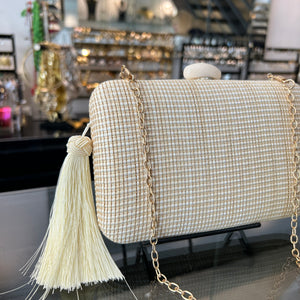 Clutch de rafia natural