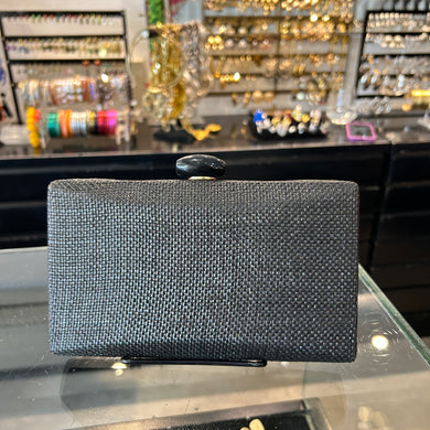clutch de rafia 