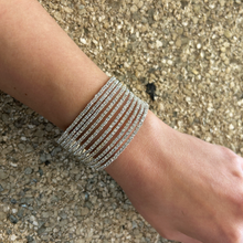 Cargar imagen en el visor de la galería, pulsera de strass plateada
