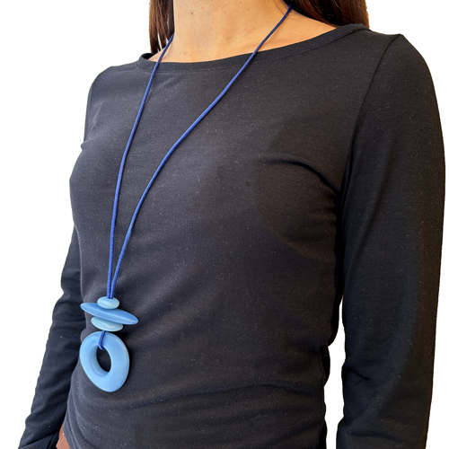 Collar colgante de resina, vista 2 – Fahoma