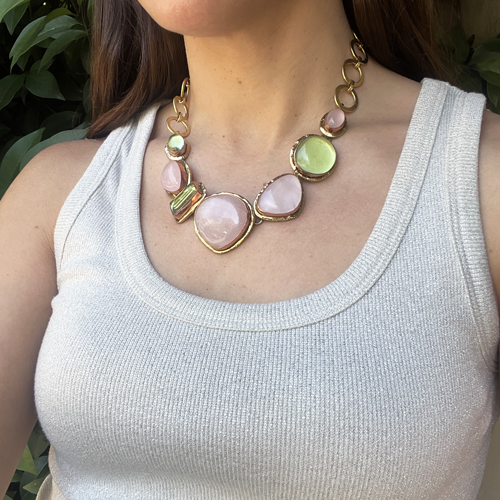 Collar verde agua y rosa, vista 3 – Fahoma