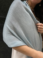 Cargar imagen en el visor de la galería, Chal de lurex
