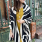 Pashmina blanca y negra, vista 2 – Fahoma
