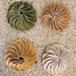 Broche flor de cuero – Fahoma, bijouterie en Uruguay