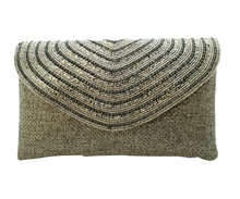 Cargar imagen en el visor de la galería, clurch de fietsa plateado 
