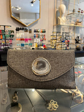 Cargar imagen en el visor de la galería, Sobre tejido gris con ágata
