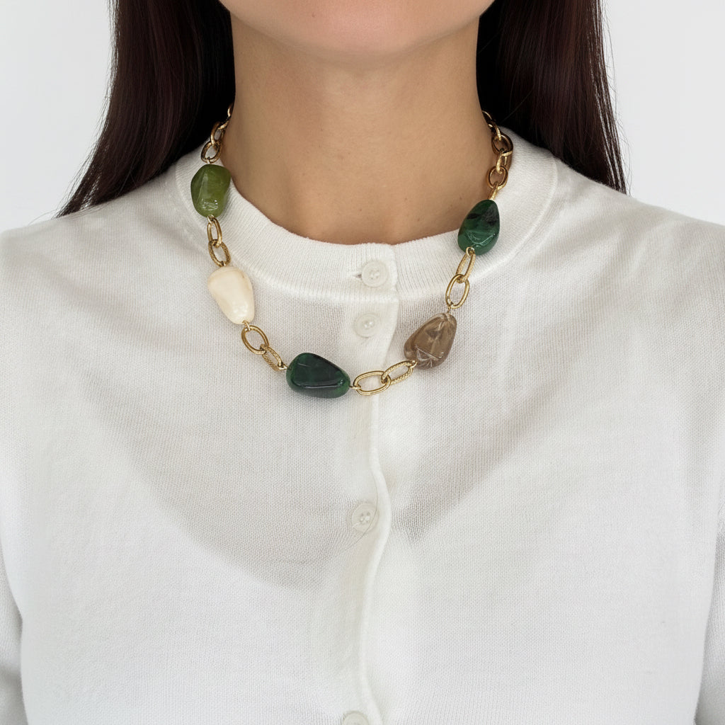 Collar cadena y resina, vista 2 – Fahoma