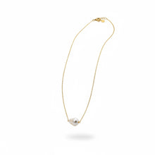Cargar imagen en el visor de la galería, collar con perla central 
